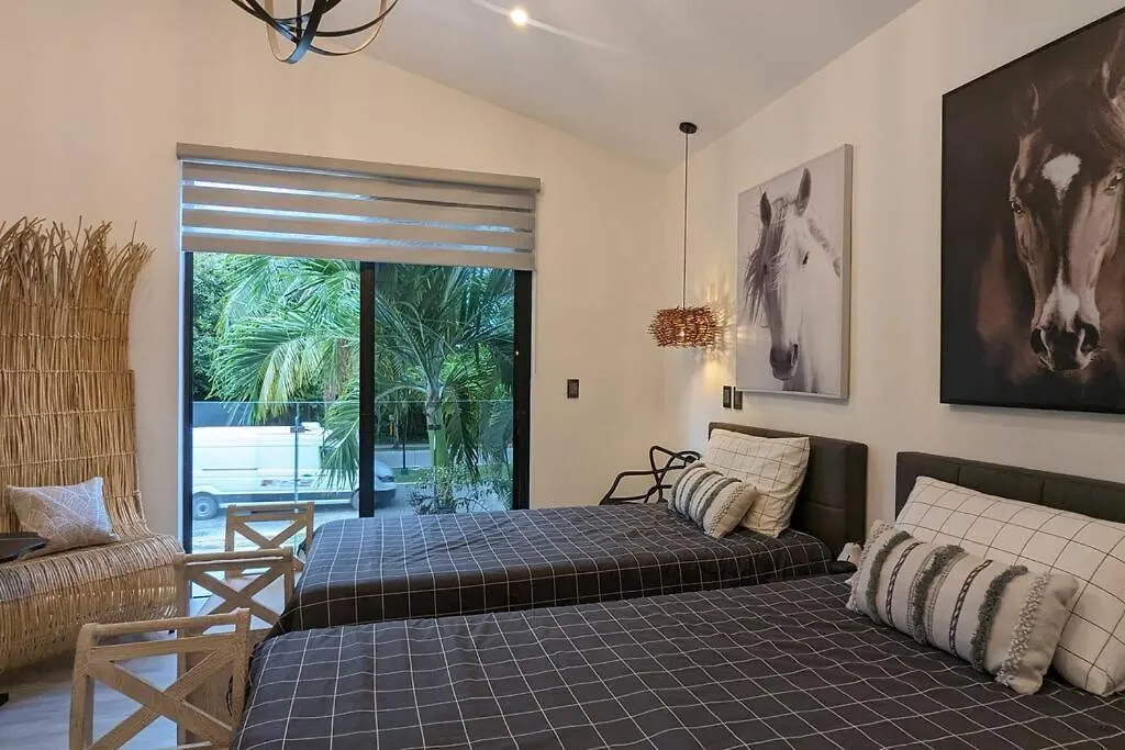 Villa Casa Pulpo Paradise In Gated Community Playa del Carmen