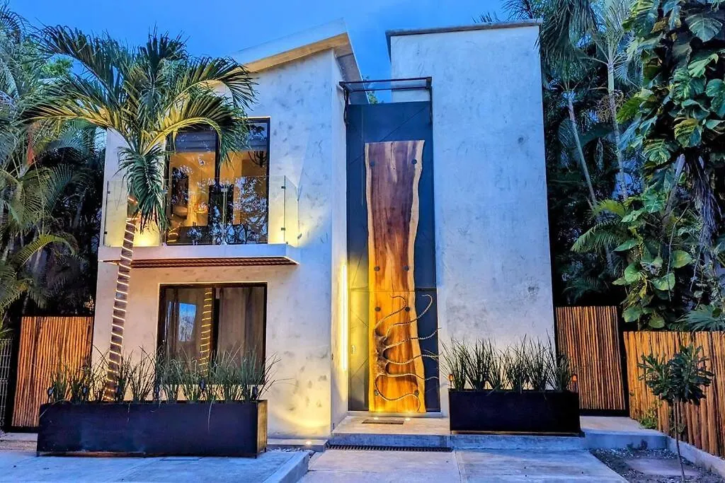 Villa Casa Pulpo Paradise In Gated Community Playa del Carmen
