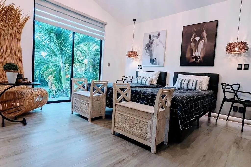 Villa Casa Pulpo Paradise In Gated Community Playa del Carmen Mexiko